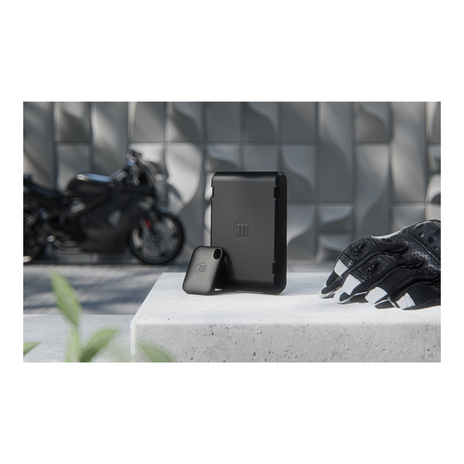 Monimoto 7 Smart Motorcyle GPS Tracker - Amazon Plus 3 Edition